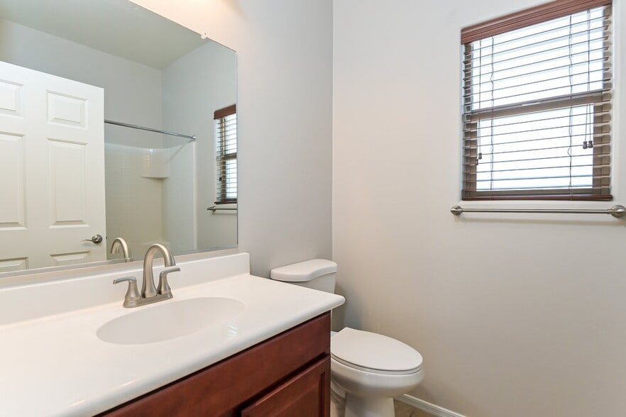 Building Photo - 7360 E Alderberry St