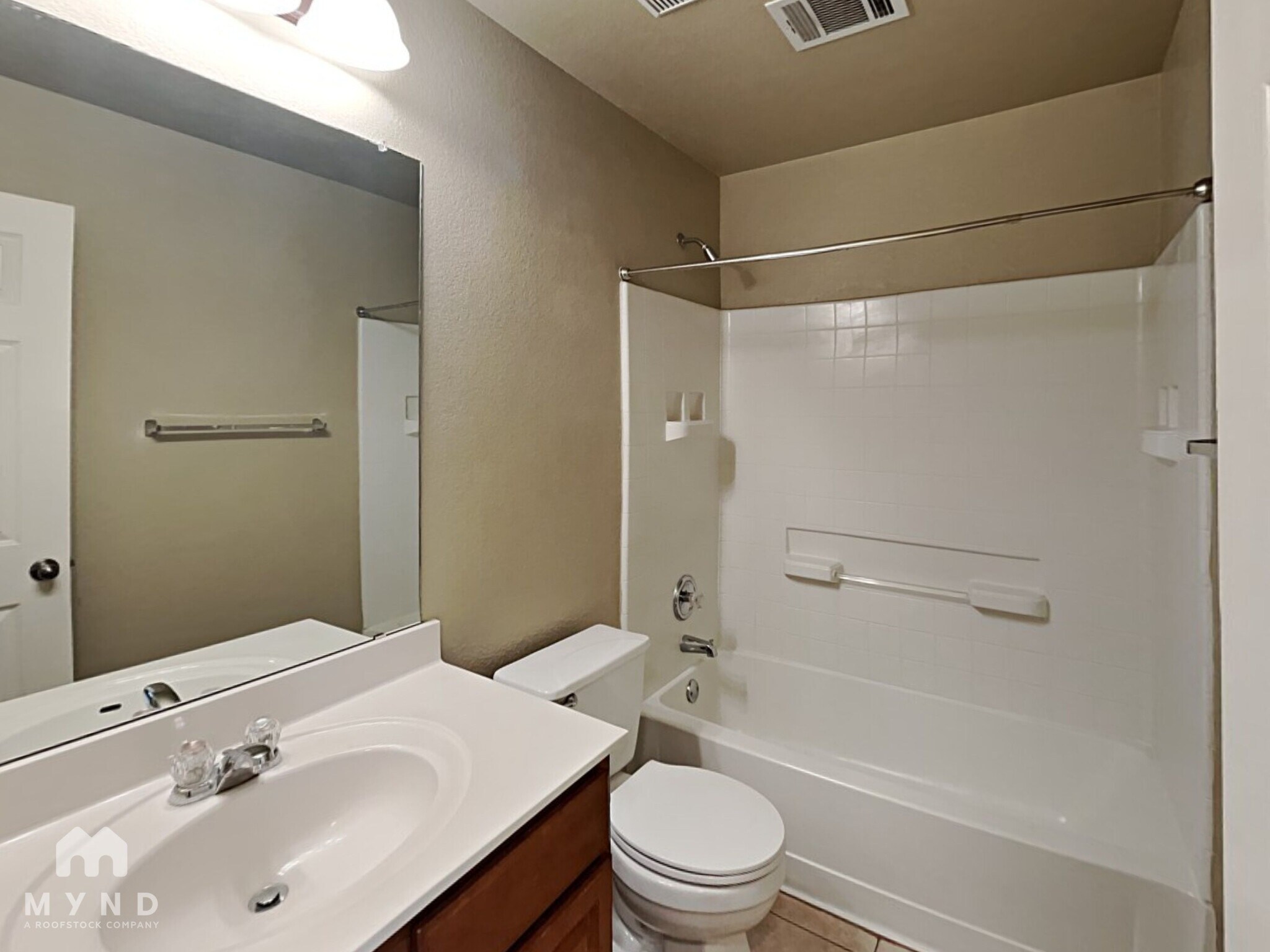 Building Photo - 333 Hidden Brook Ln