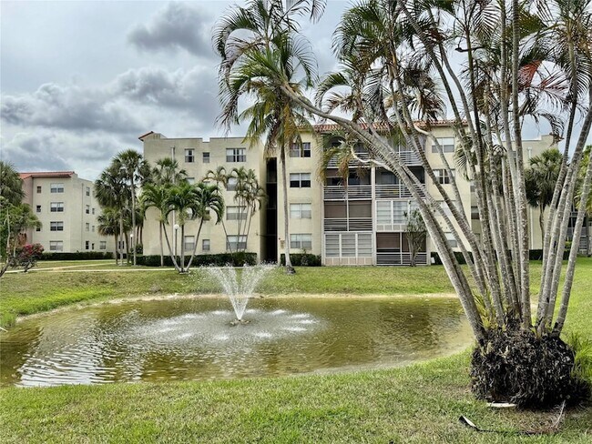 Building Photo - 1810 N Lauderdale Ave