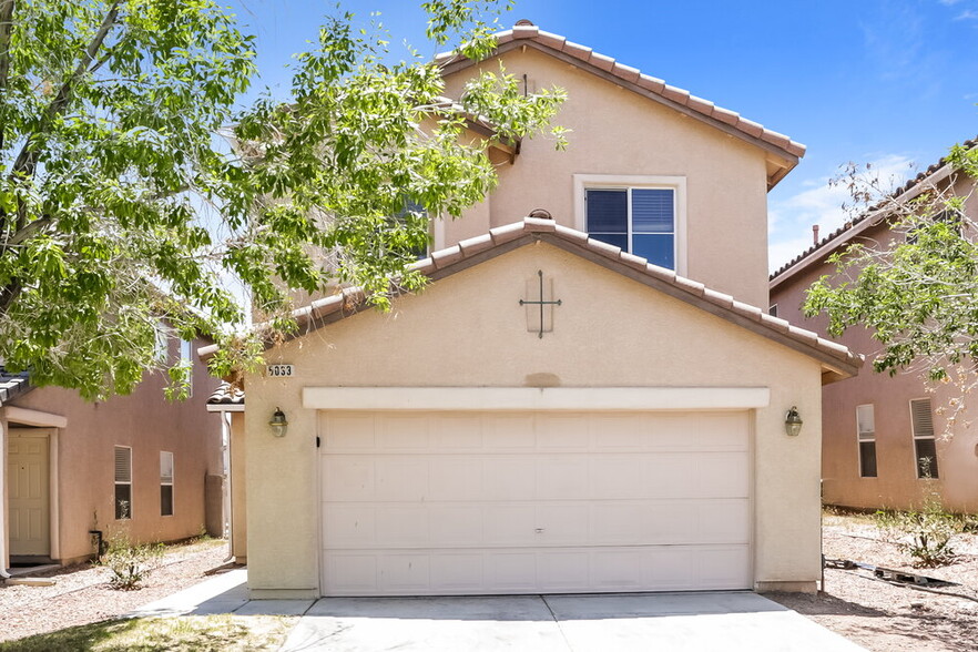 Primary Photo - 5033 Diamond Ranch Ave