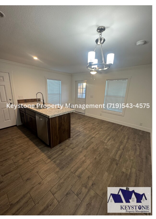 Building Photo - 632-634 Edna Ln