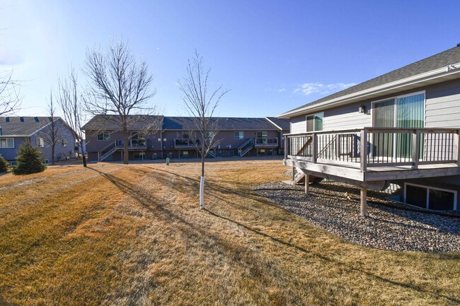 Building Photo - 3704 S Outfield Cir