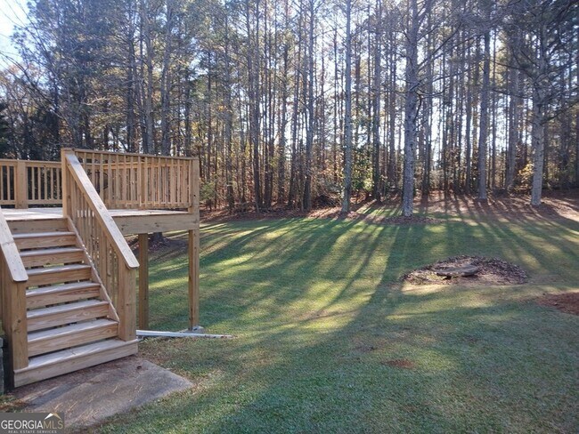 Building Photo - 115 Rockhurst Chase