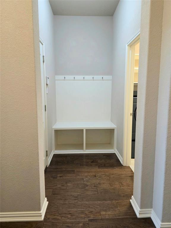 Building Photo - 129 Belford St