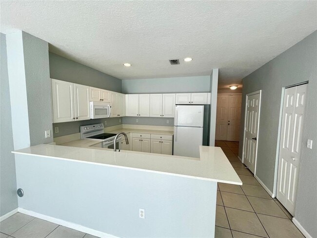 Building Photo - 6301 Landings Terrace