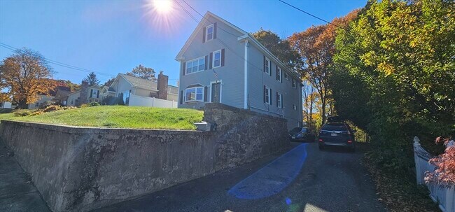 Building Photo - 20 Park Ave