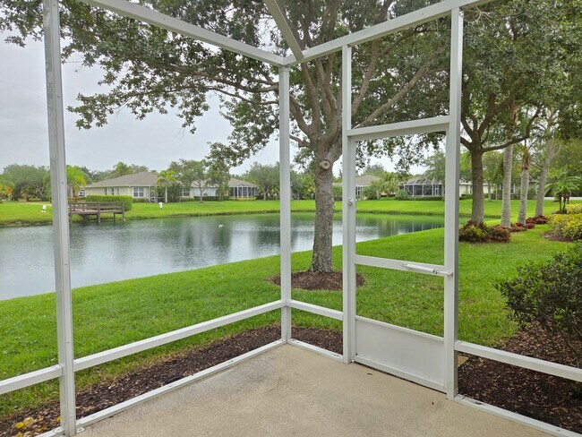 Building Photo - Beautifully Decorated Home~Turn Key~Commun...