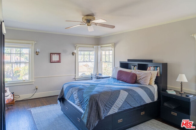 Building Photo - 149 N Van Ness Ave