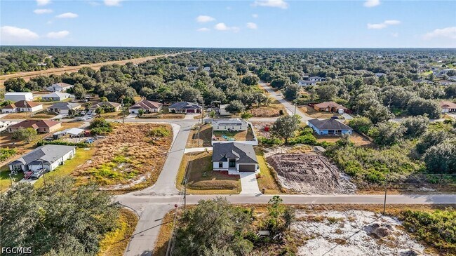 Building Photo - 2513 69th St W