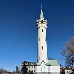 Building Photo - 135 Cedar St