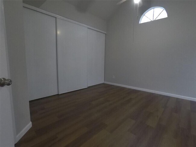 Building Photo - 16326 Tiburon Way