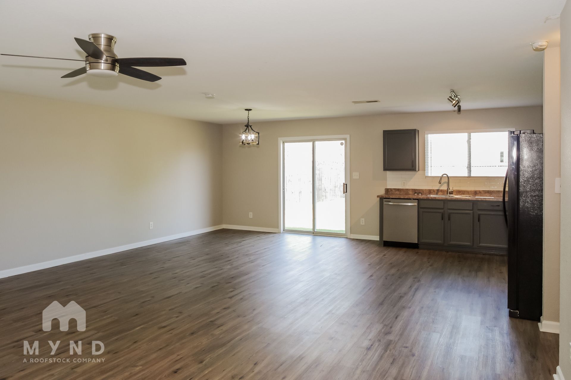 Building Photo - 15188 Mill Valley Dr