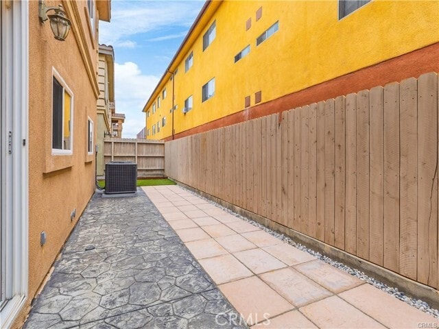 Building Photo - 14026 Lemoli Ave