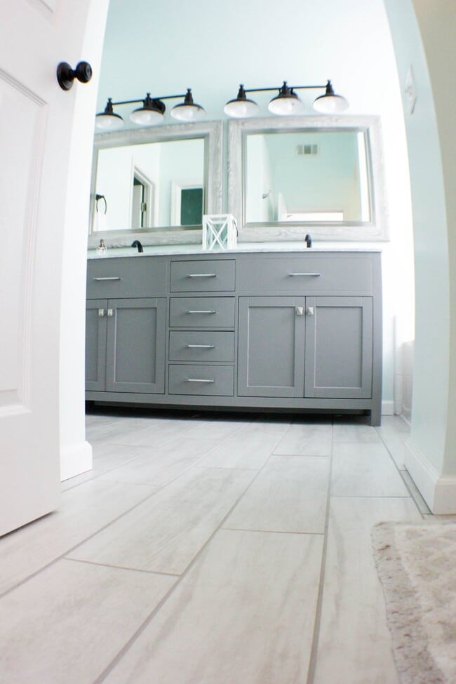 Building Photo - 7 Teakwood Dr