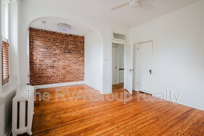 Building Photo - 2111 Floyd Ave