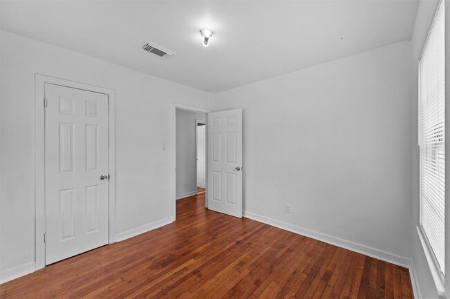 Building Photo - 4225 Citadel Ln