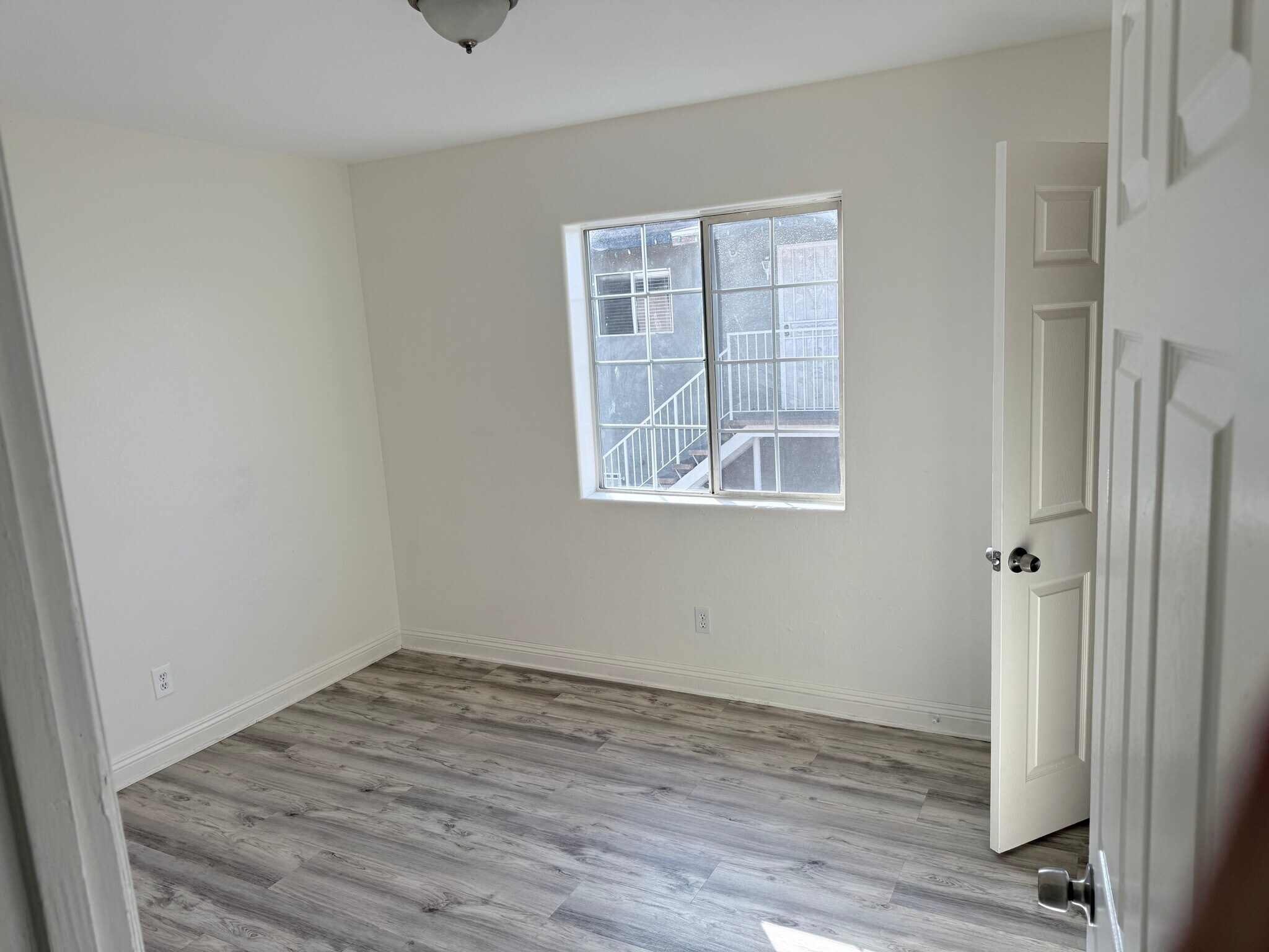 Building Photo - 1613 E. 92nd st.