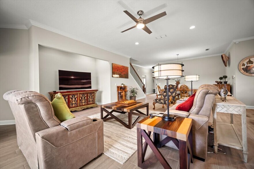Building Photo - 2941 Oak Stream Dr