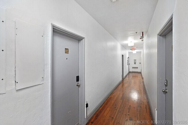 Building Photo - 3710 Collins Ave