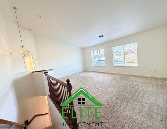 Building Photo - Beautiful and Spacious 4-Bedroom Home in P...