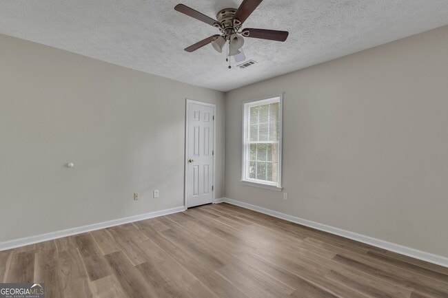 Building Photo - 116 Crofts Corner