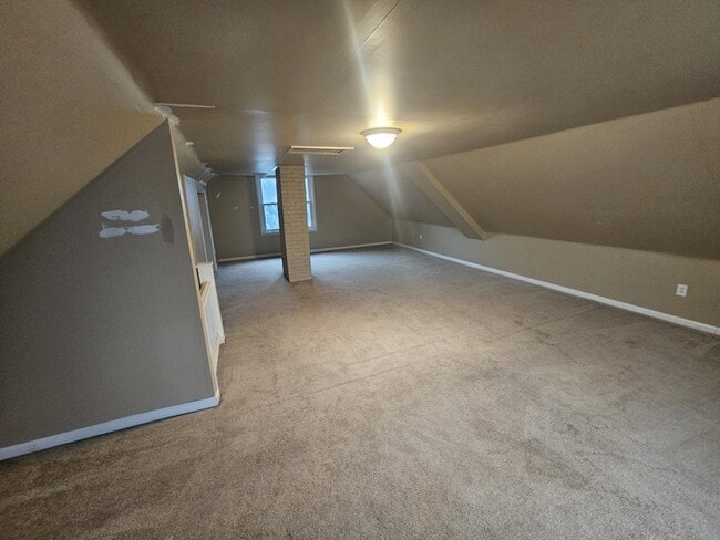 Building Photo - 1330 Brockley Ave