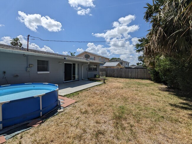 Rear house view - 430 Patrick Ave