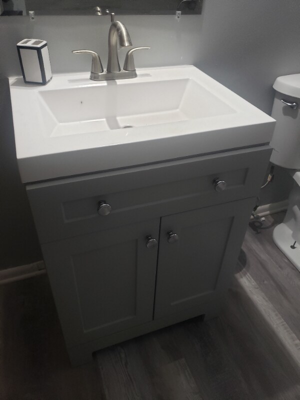 Building Photo - 5031 Homerlee Ave