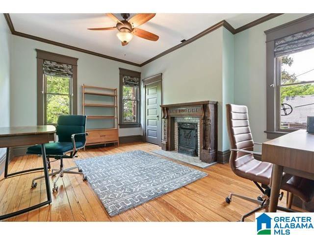 Building Photo - 1801 11th Pl S