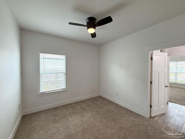 Building Photo - 6169 Jenks Dr