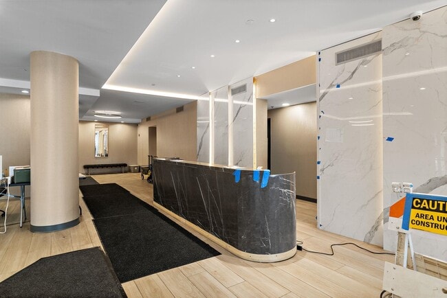 Building Photo - 700 Grove St