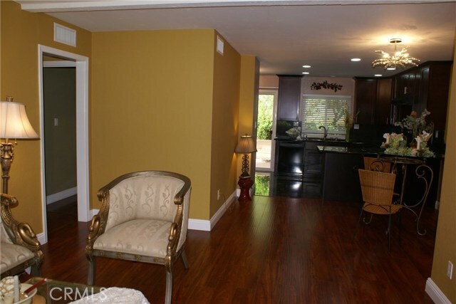 Building Photo - 23732 Hillhurst Dr