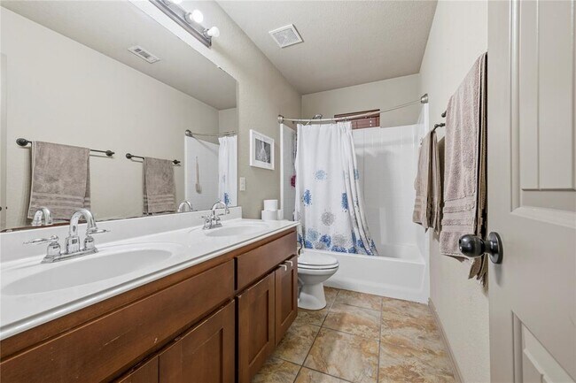Building Photo - 8318 Campeche Bay Pl