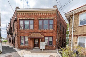 Building Photo - 601 Columbia Ave