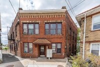 Building Photo - 601 Columbia Ave