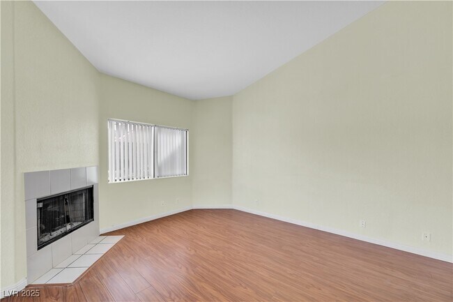 Building Photo - 5002 S Rainbow Blvd