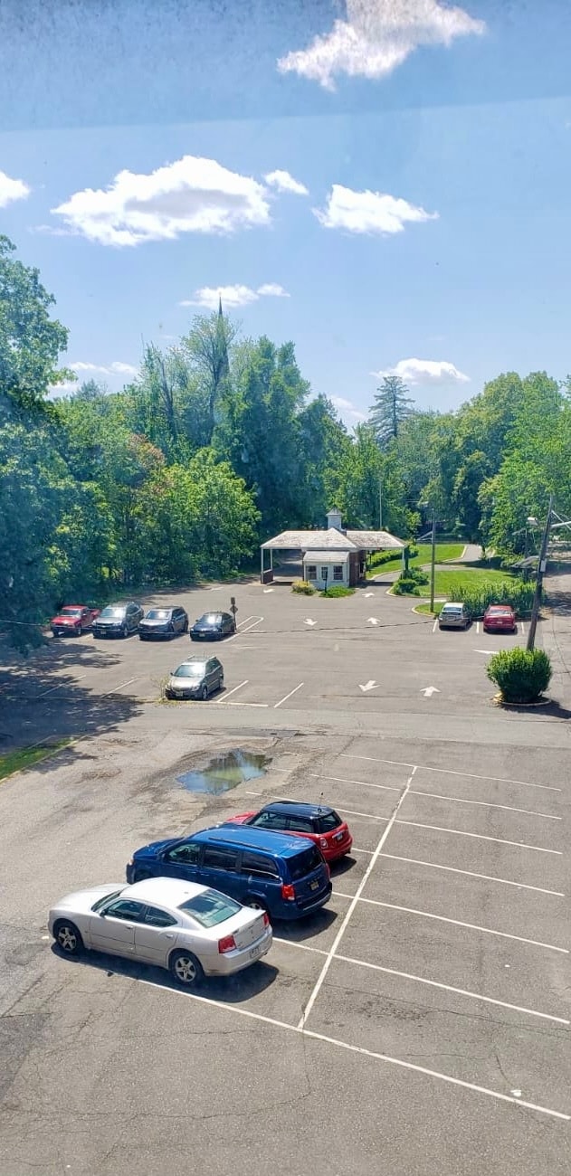 Private Parking Spaces - 328 High St