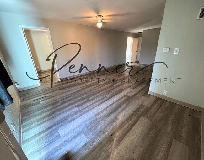 Building Photo - 6312 Raytown Rd