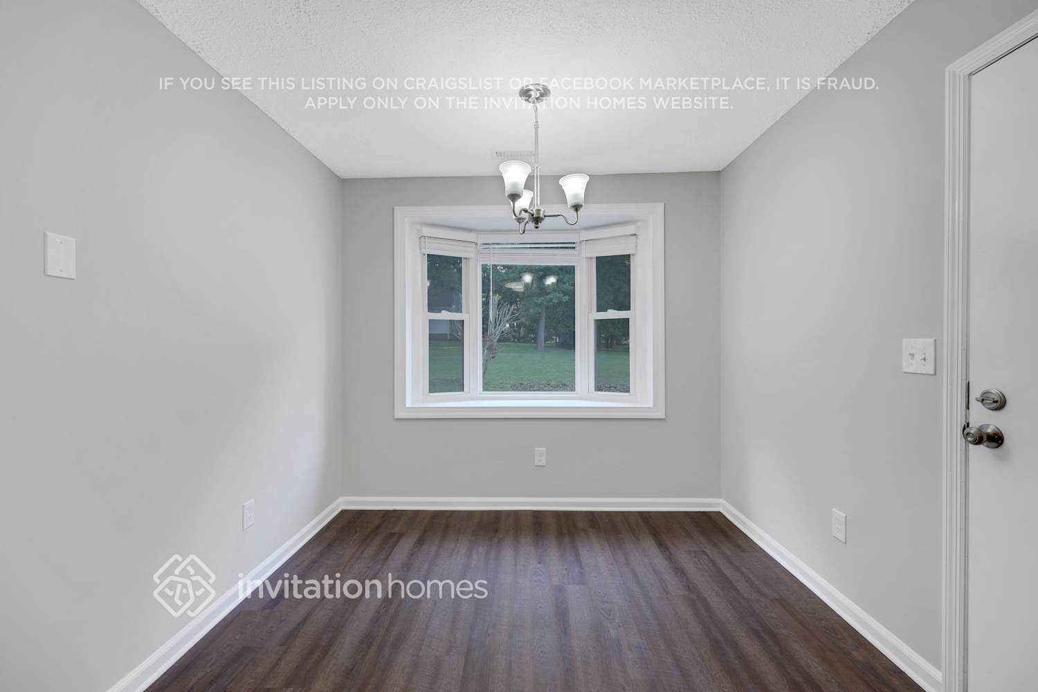 Building Photo - 123 Woodvale Dr