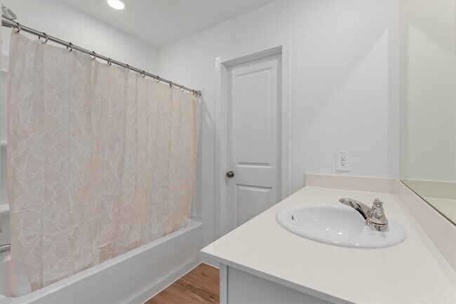 Building Photo - 1525 San Sebastien Dr