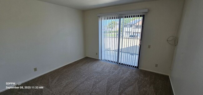 Building Photo - EL CAJON - Nice 3 Bedroom 2.5 Bath Townhou...
