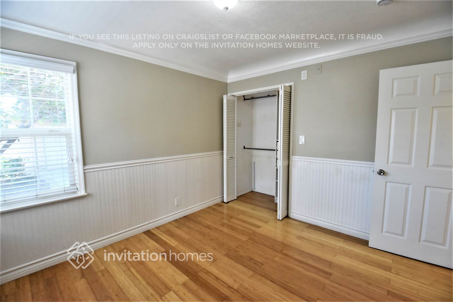 Building Photo - 9925 Orange Ave
