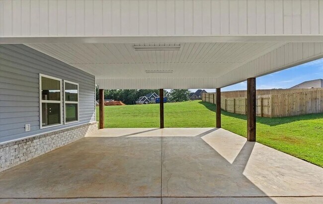 Building Photo - 104 Neenan Dr