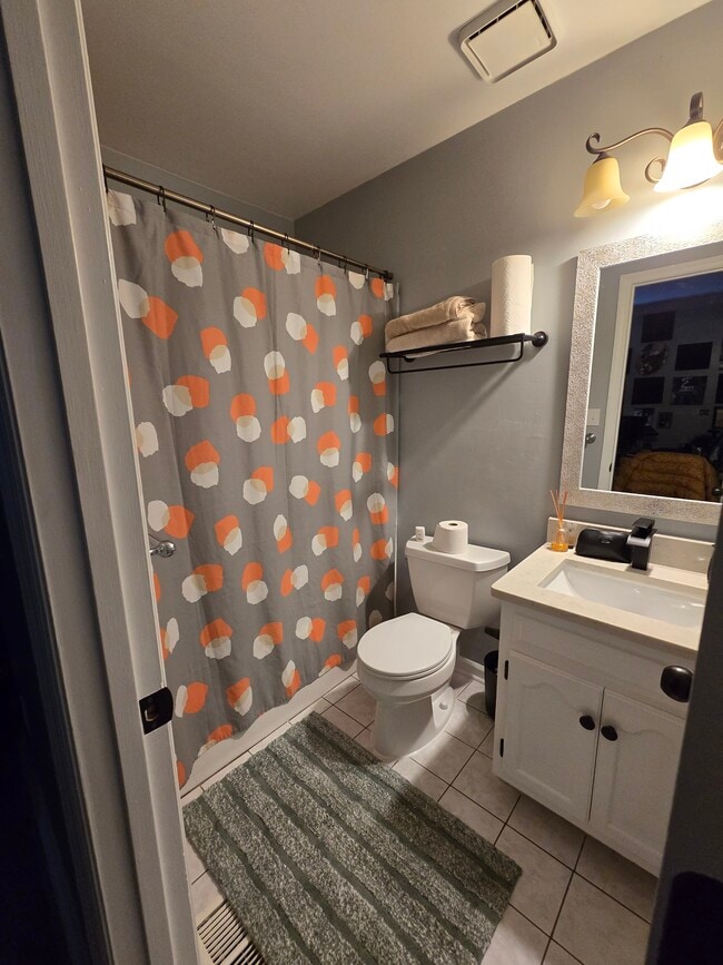 Building Photo - 2845 Wynterhall Rd SE