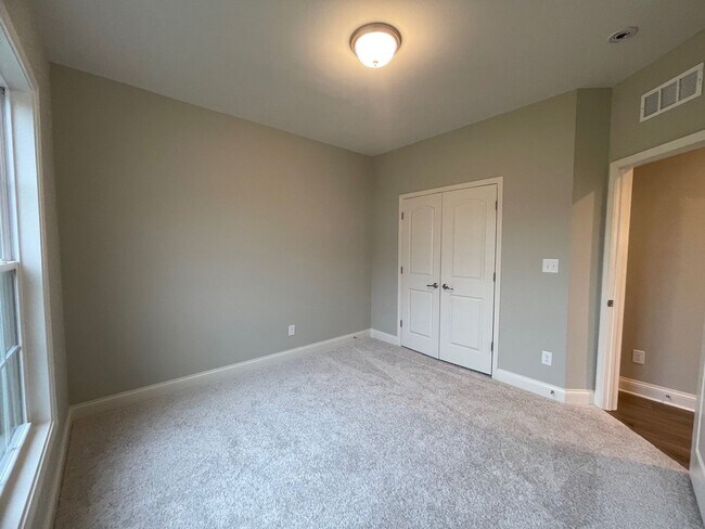 Building Photo - Gorgeous Custom New Build Home!