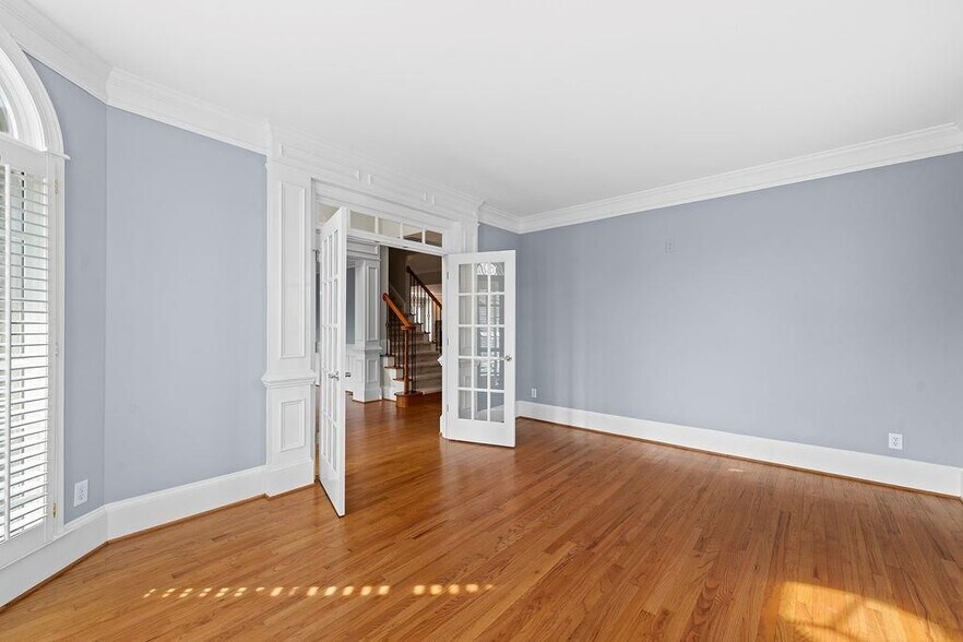 Building Photo - 1037 Windermere Crossing