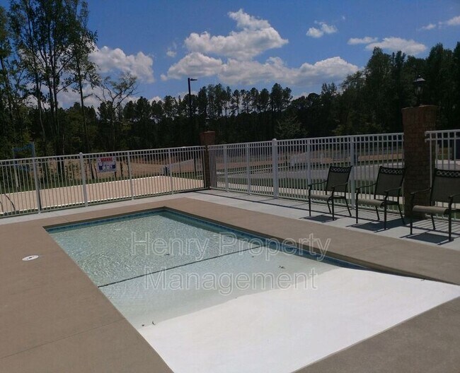 Building Photo - 858 Patriot Summit Lane