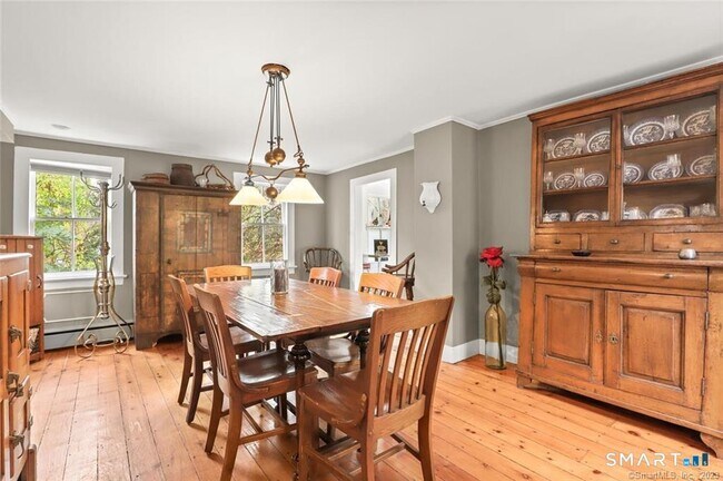 Building Photo - 47 Hollow Tree Ridge Rd