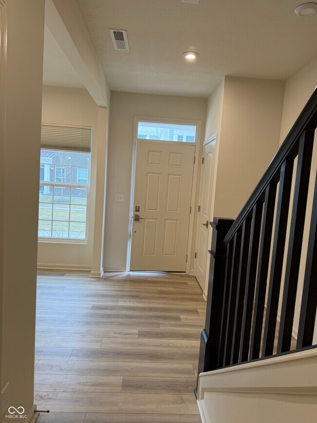 Building Photo - 14517 Pomona Ln