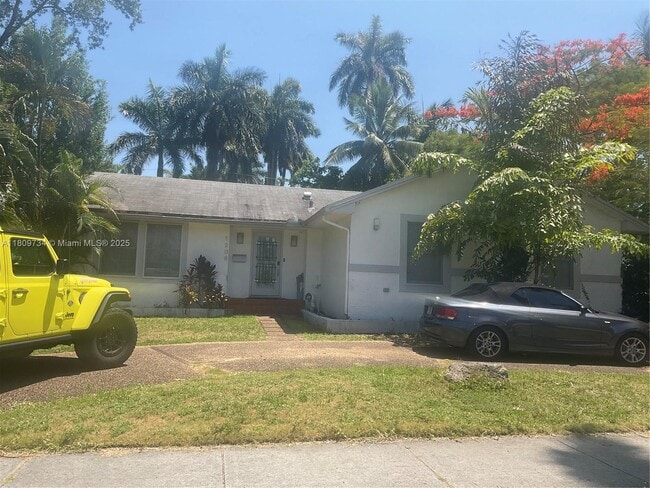 Primary Photo - 1206 Tyler St